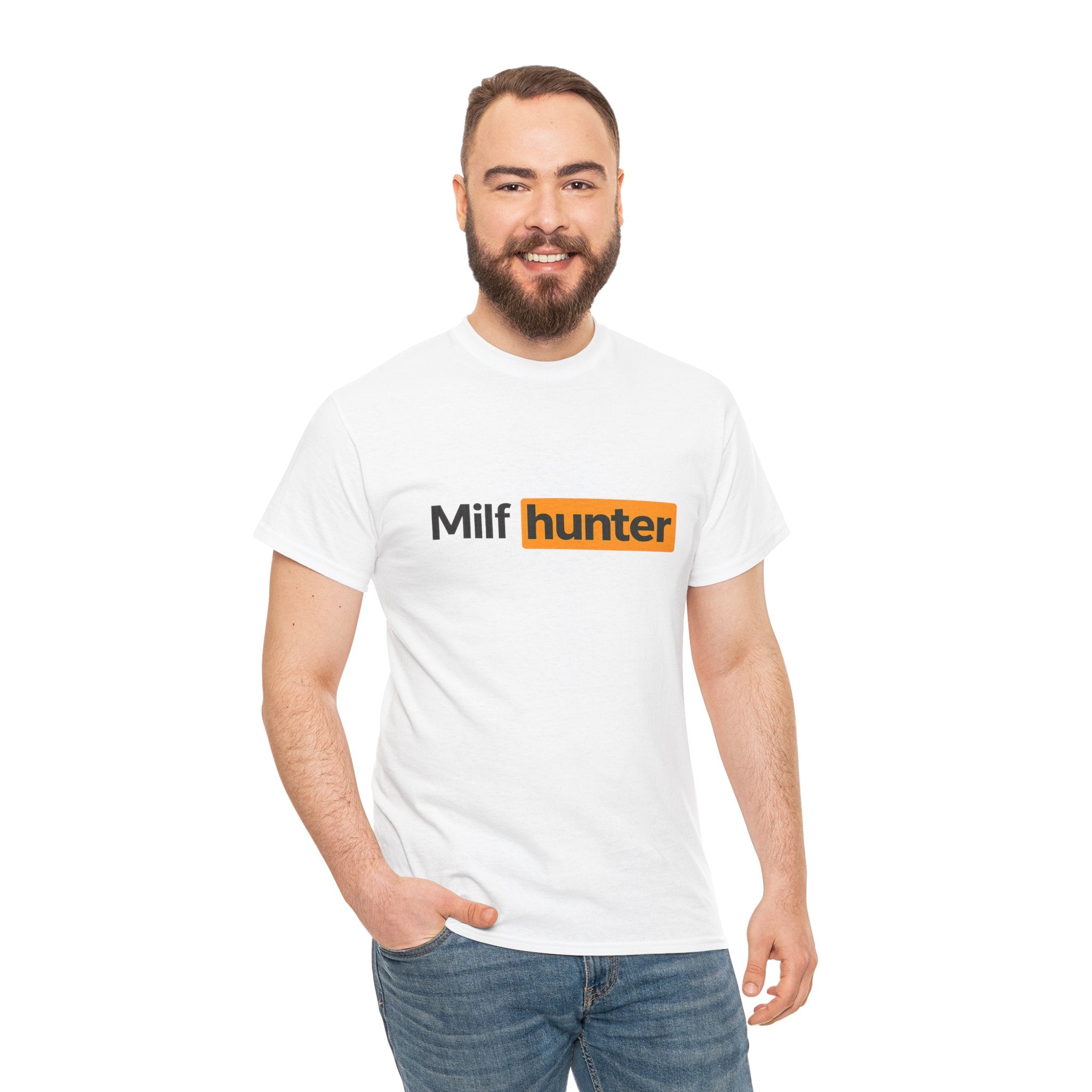 Milf Hunter - T-Shirt