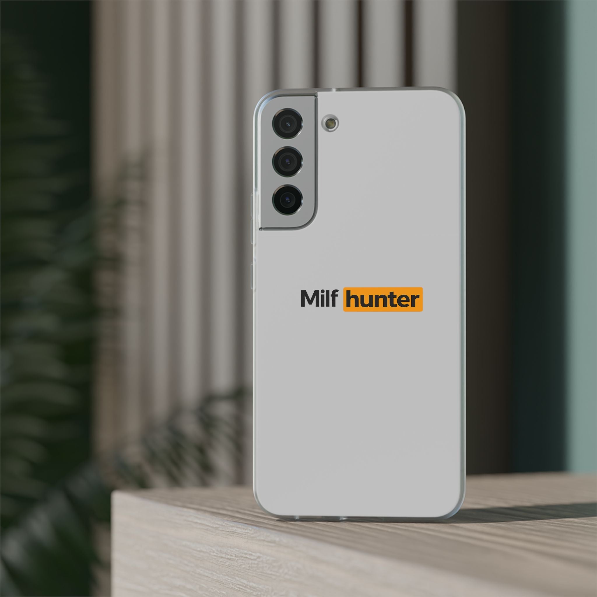 MILF Hunter - Flexi Case