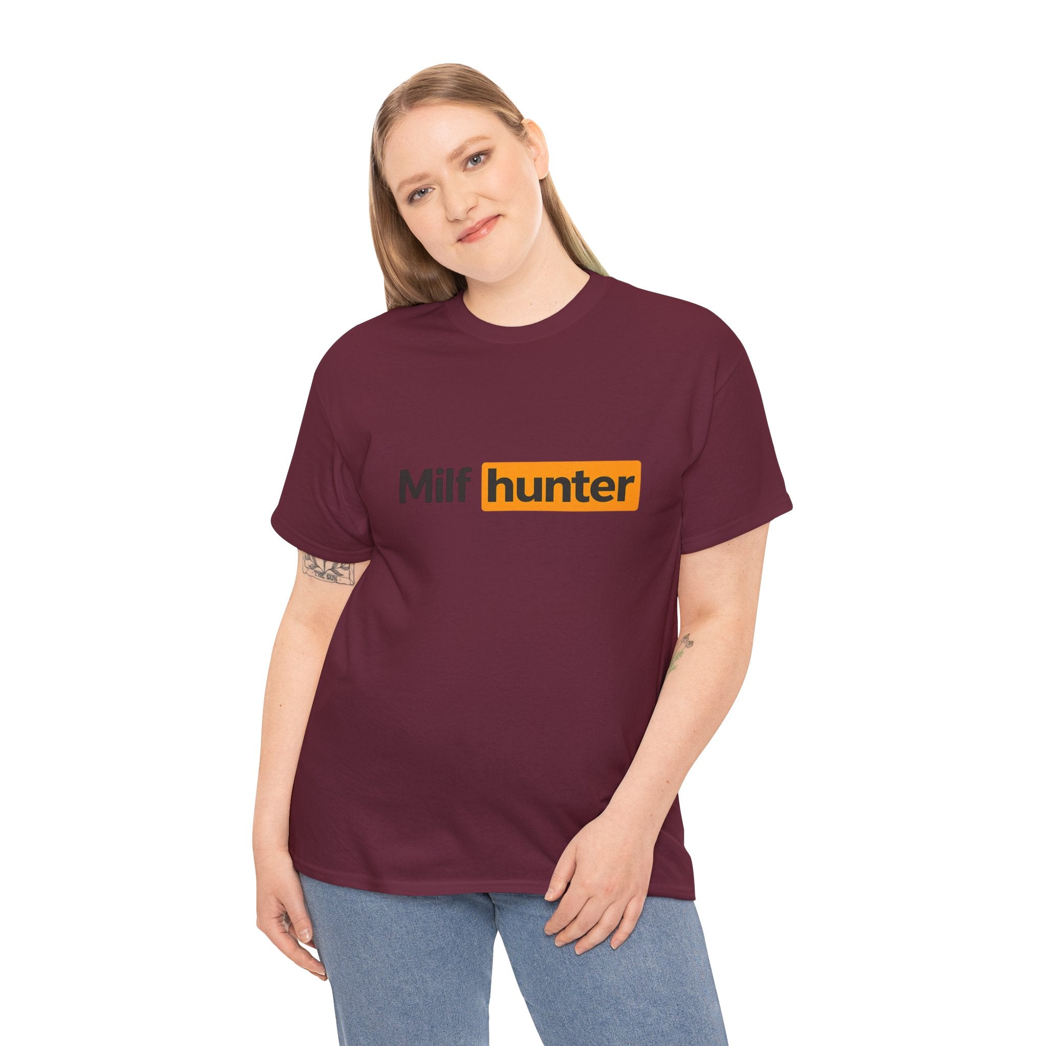Milf Hunter - T-Shirt
