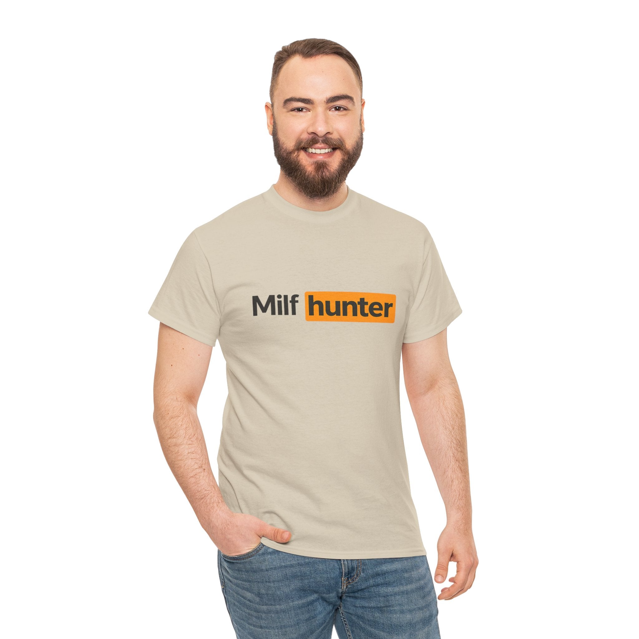 Milf Hunter - T-Shirt