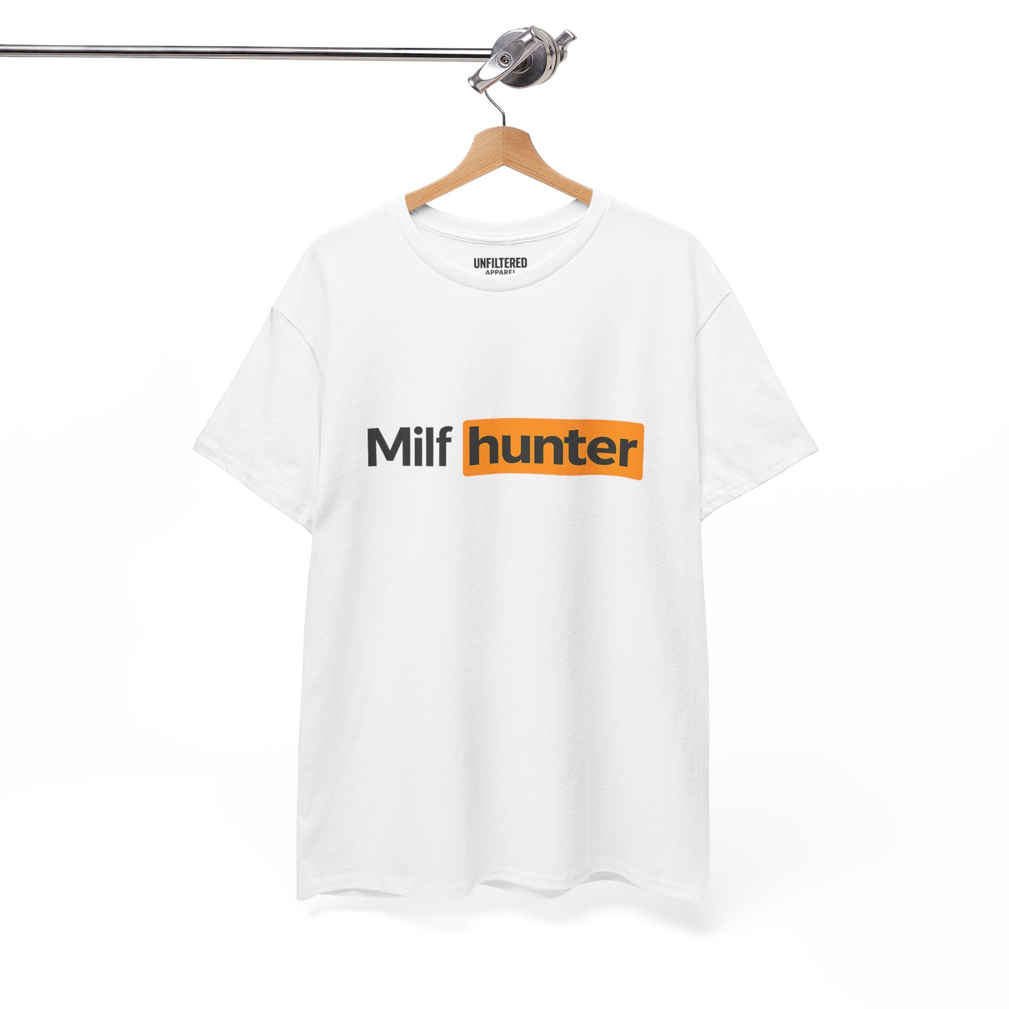 Milf Hunter - T-Shirt