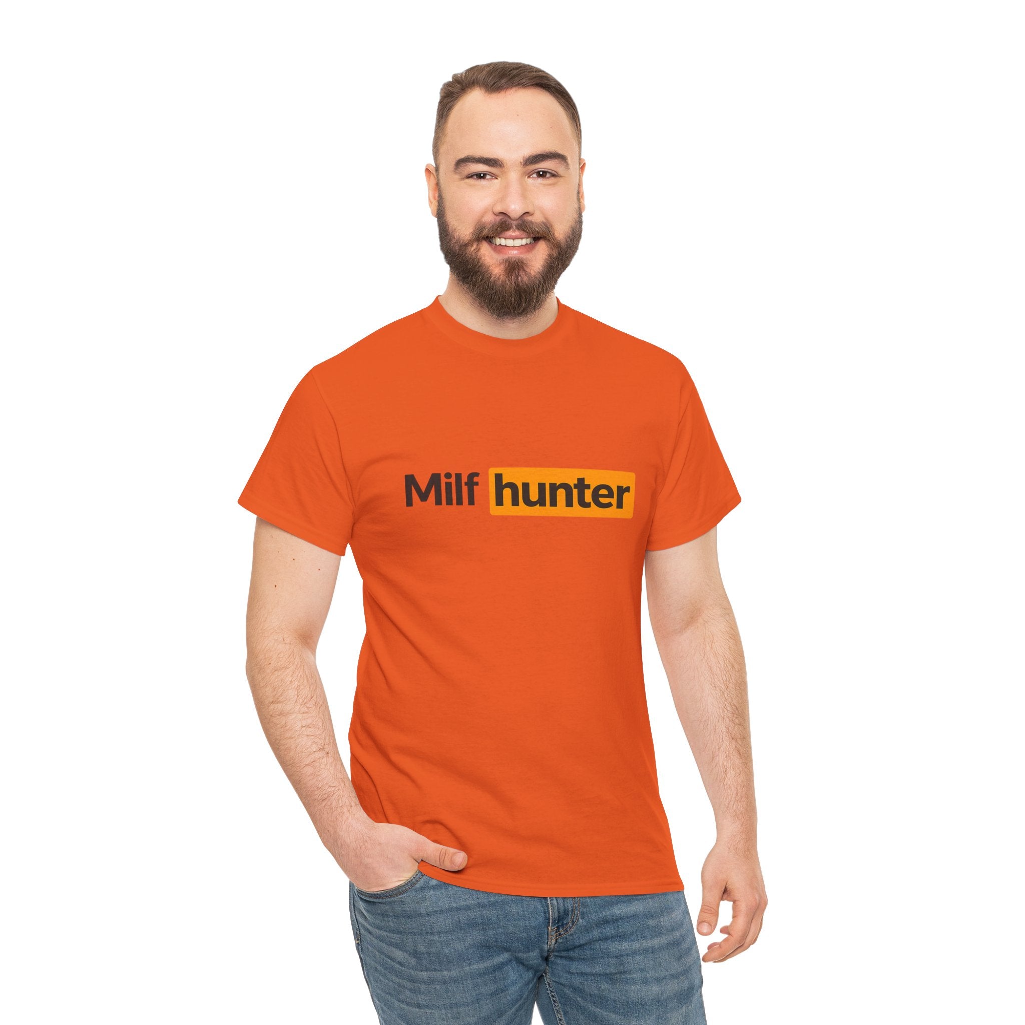 Milf Hunter - T-Shirt