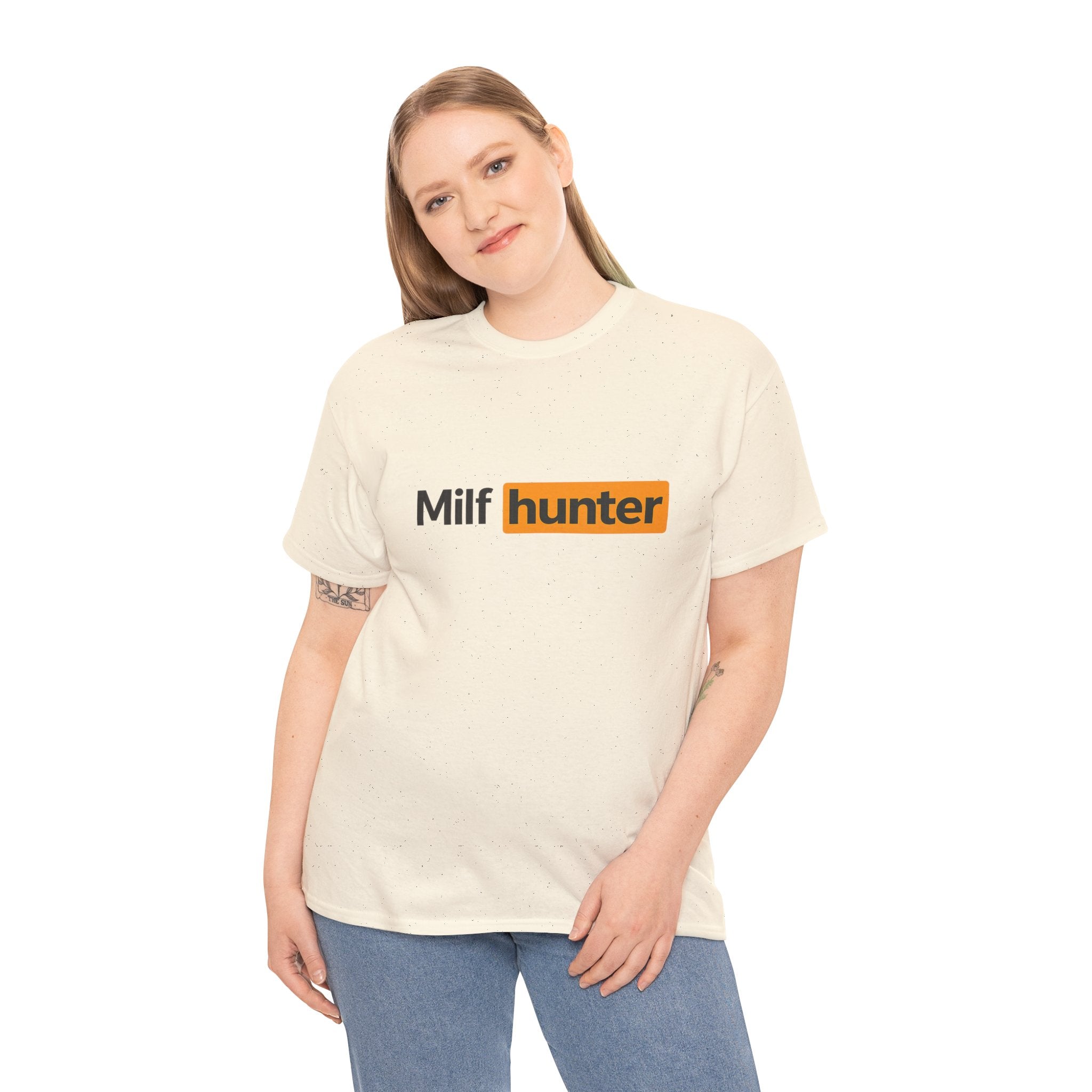 Milf Hunter - T-Shirt