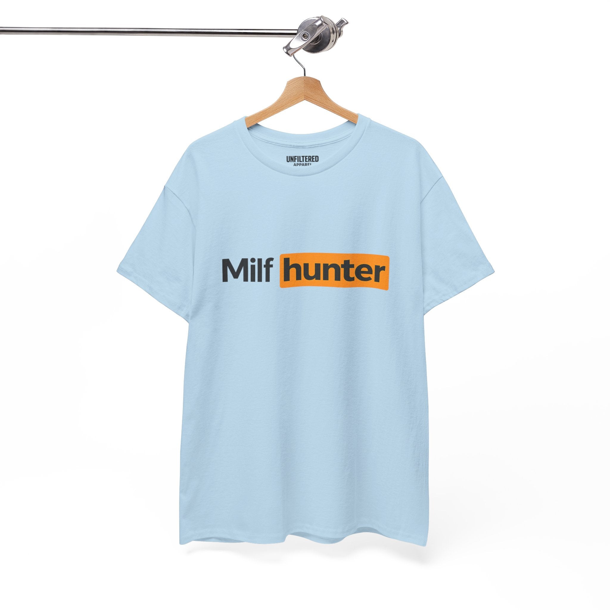 Milf Hunter - T-Shirt