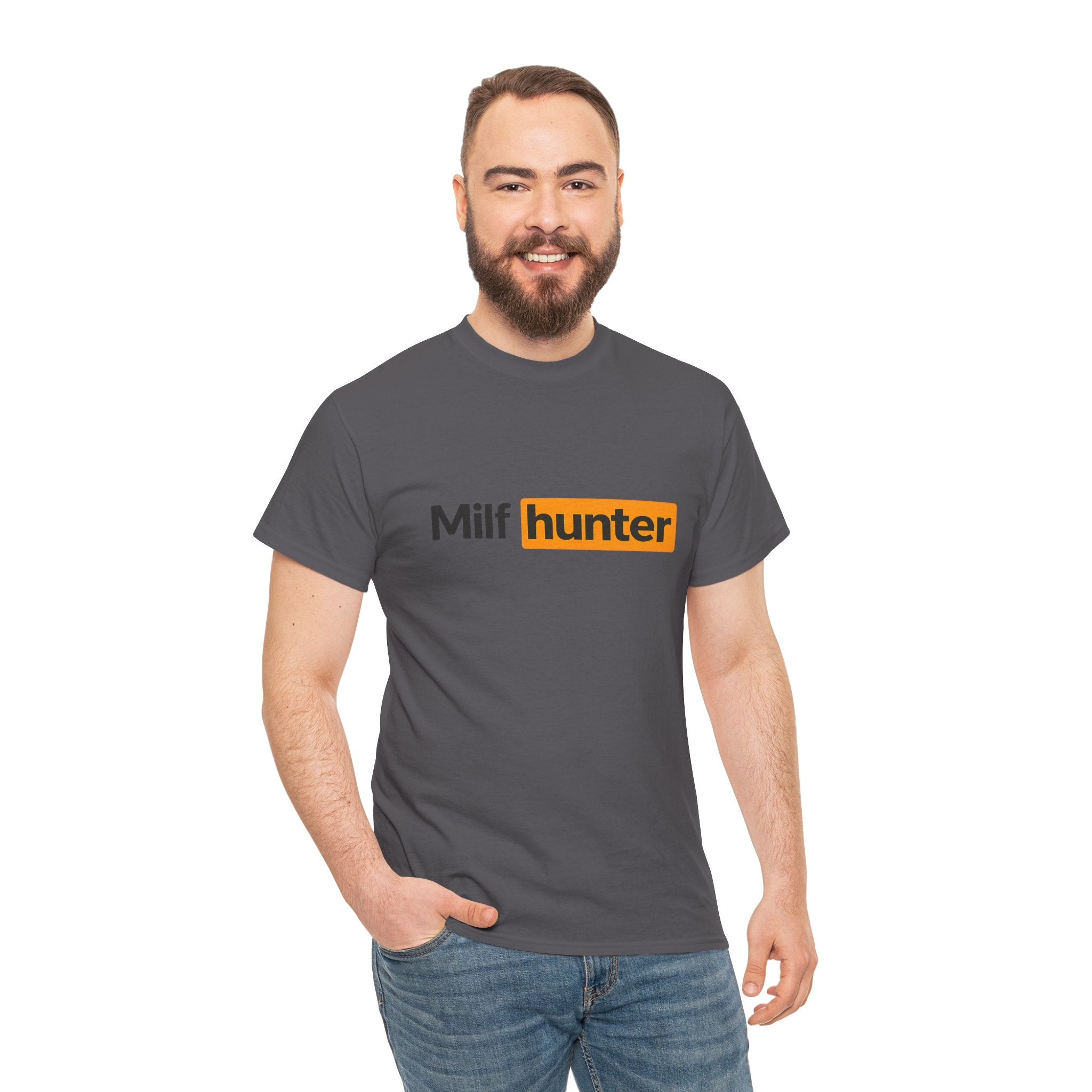 Milf Hunter - T-Shirt