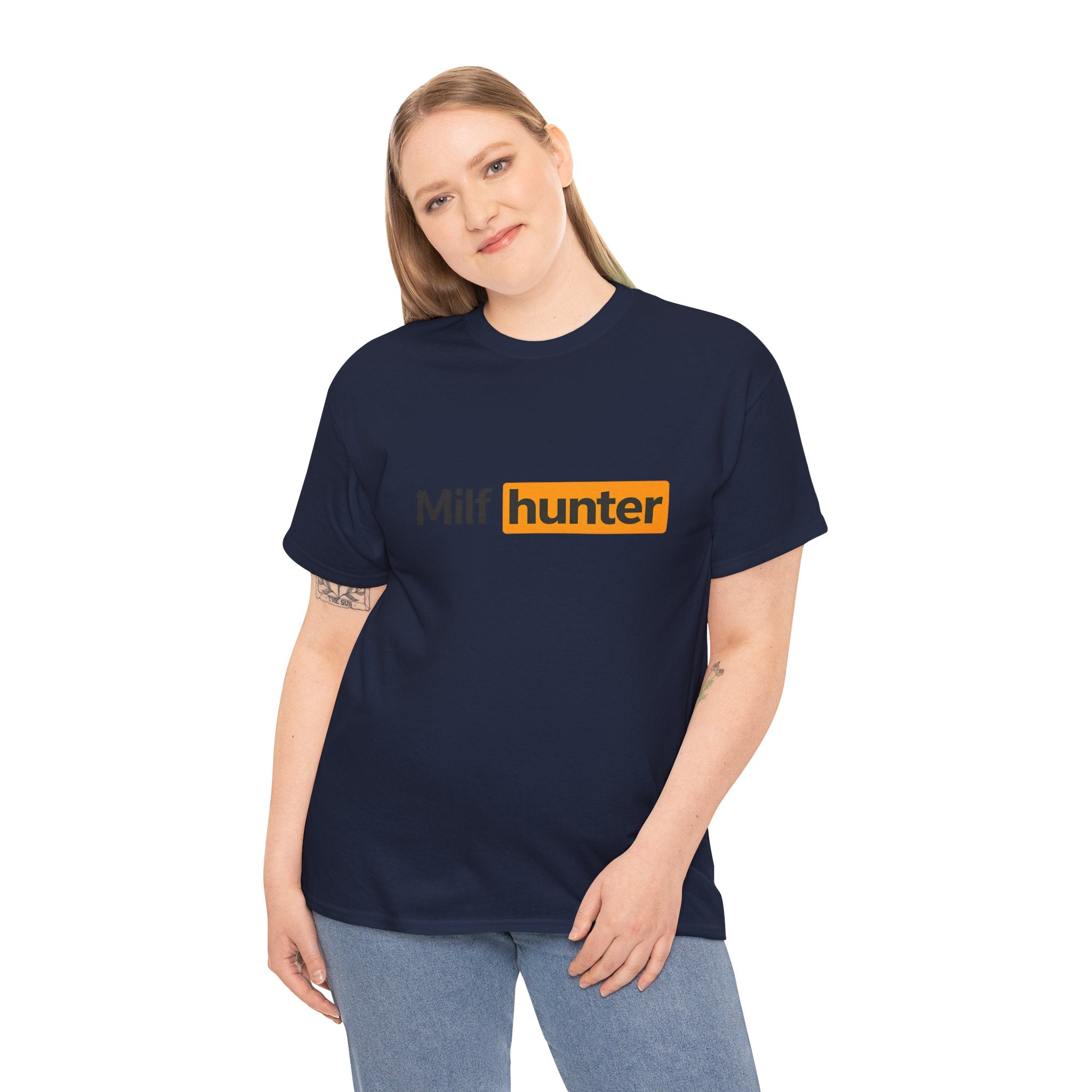 Milf Hunter - T-Shirt