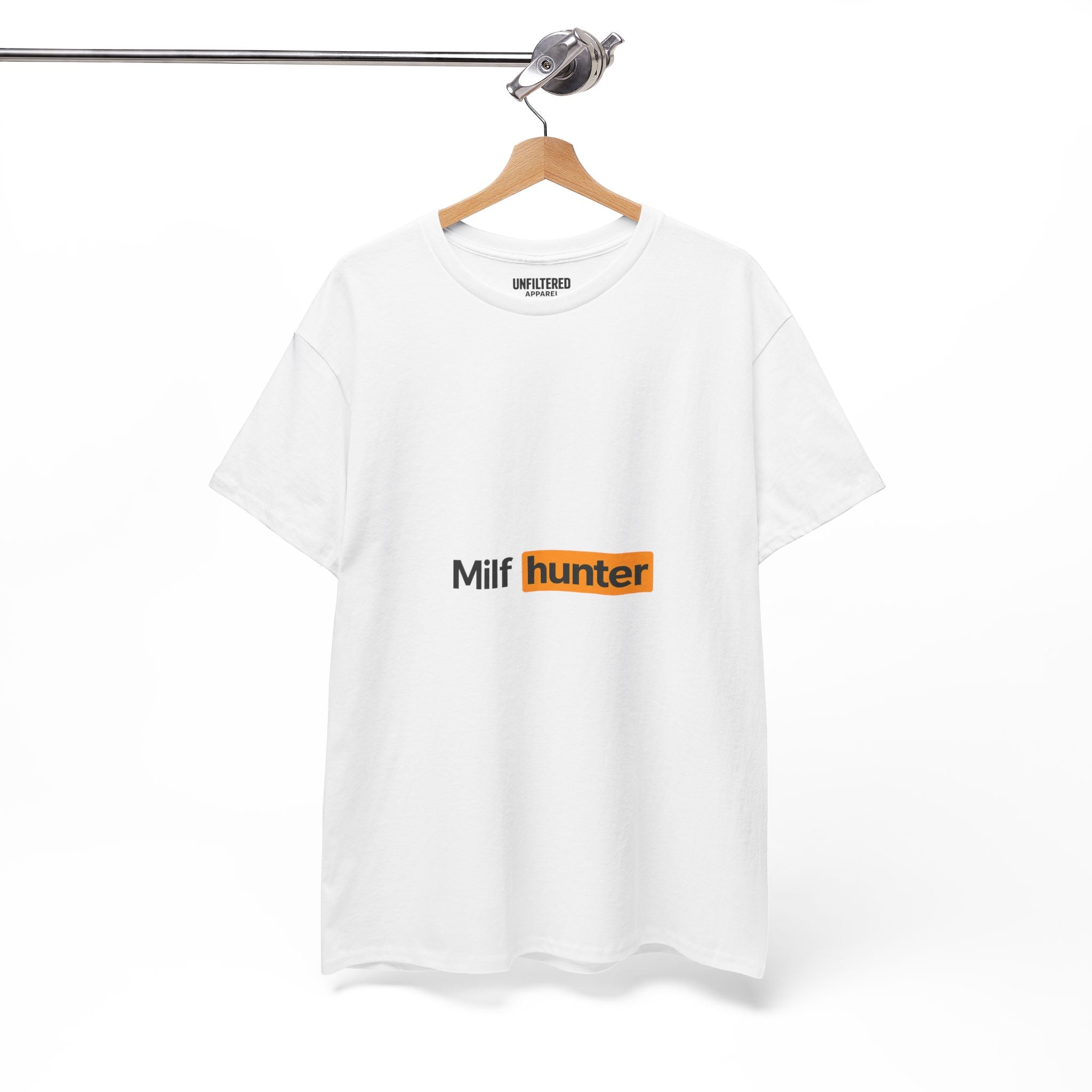 Milf Hunter - T-Shirt