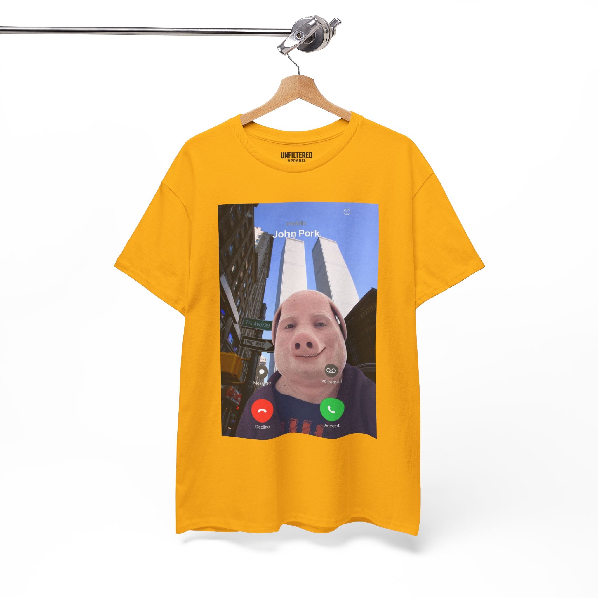 John Pork in New York - T-Shirt