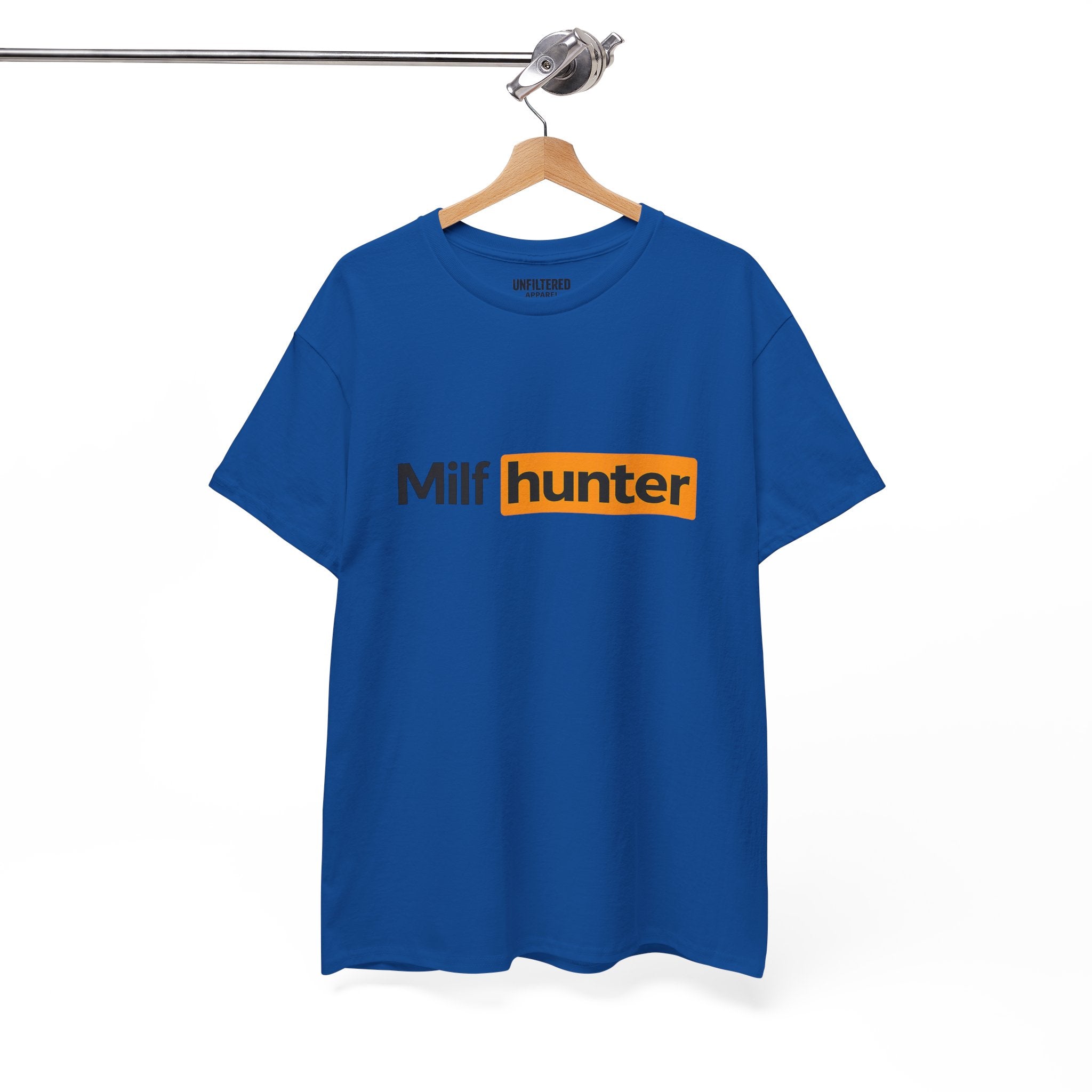 Milf Hunter - T-Shirt