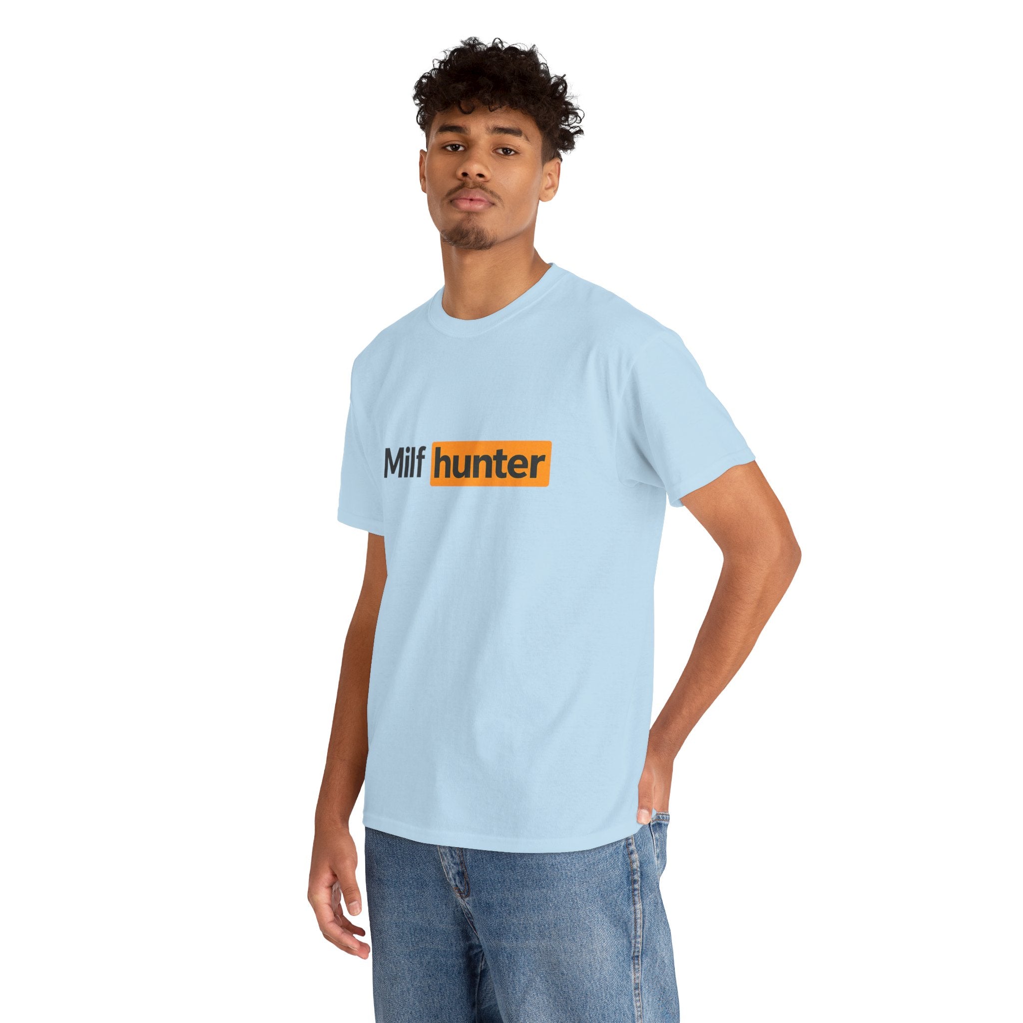 Milf Hunter - T-Shirt
